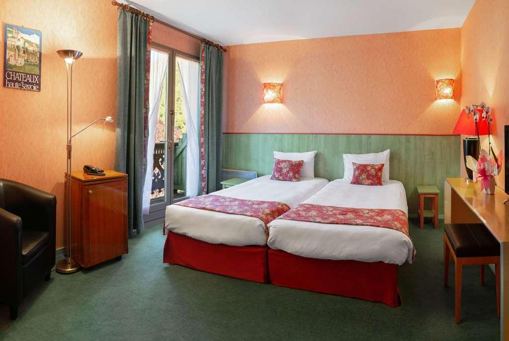 Brit Hotel Florimont Saint-Ferreol Bilik gambar